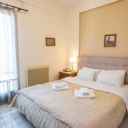 Hotel Koukonas 2*