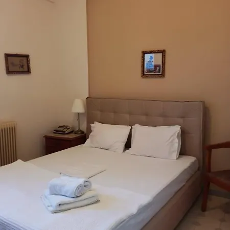 Koukonas Hotel