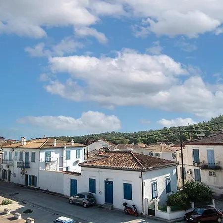 Hotel Koukonas 2*