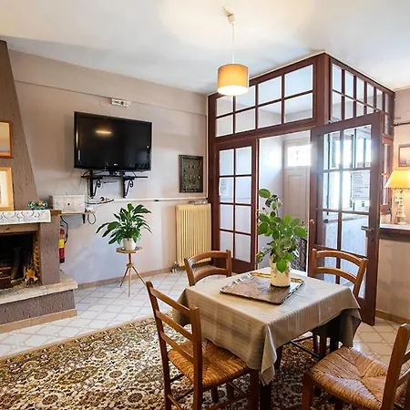 Koukonas Hotel 2*