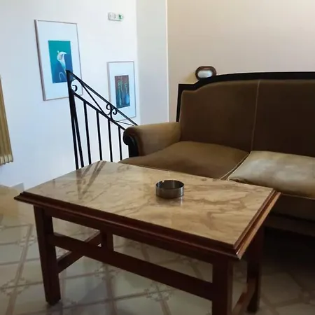 Koukonas Hotel 2*