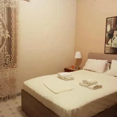 Hotel Koukonas 2*